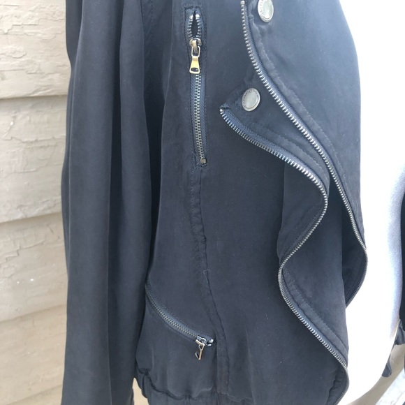 Blank NYC double zipper moto jacket! - Picture 4 of 7